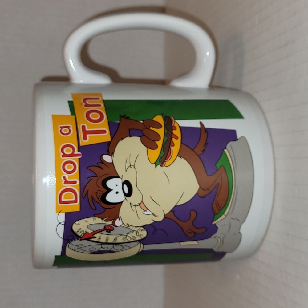 Adorable Warner Brothers Tasmanian Devil Jumbo Mug